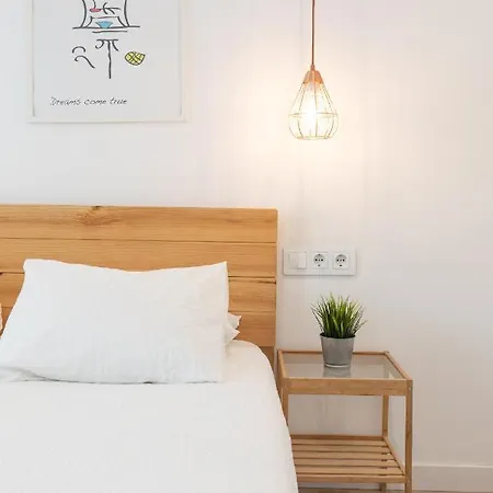 Apartup Opera Lägenhet *