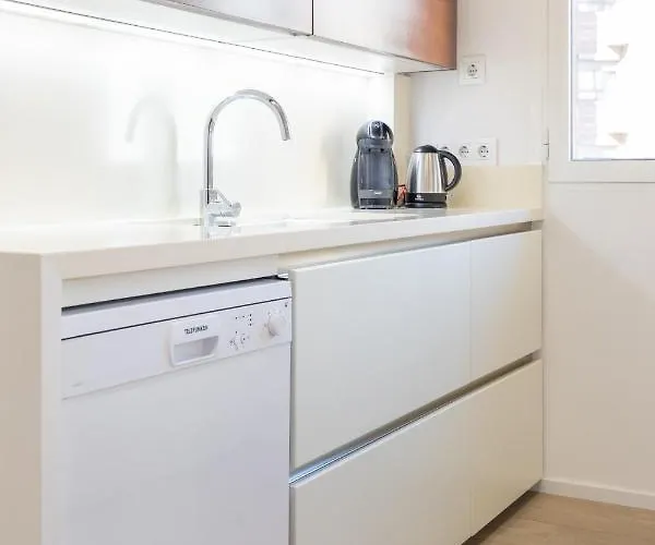 Apartup Opera شقة *